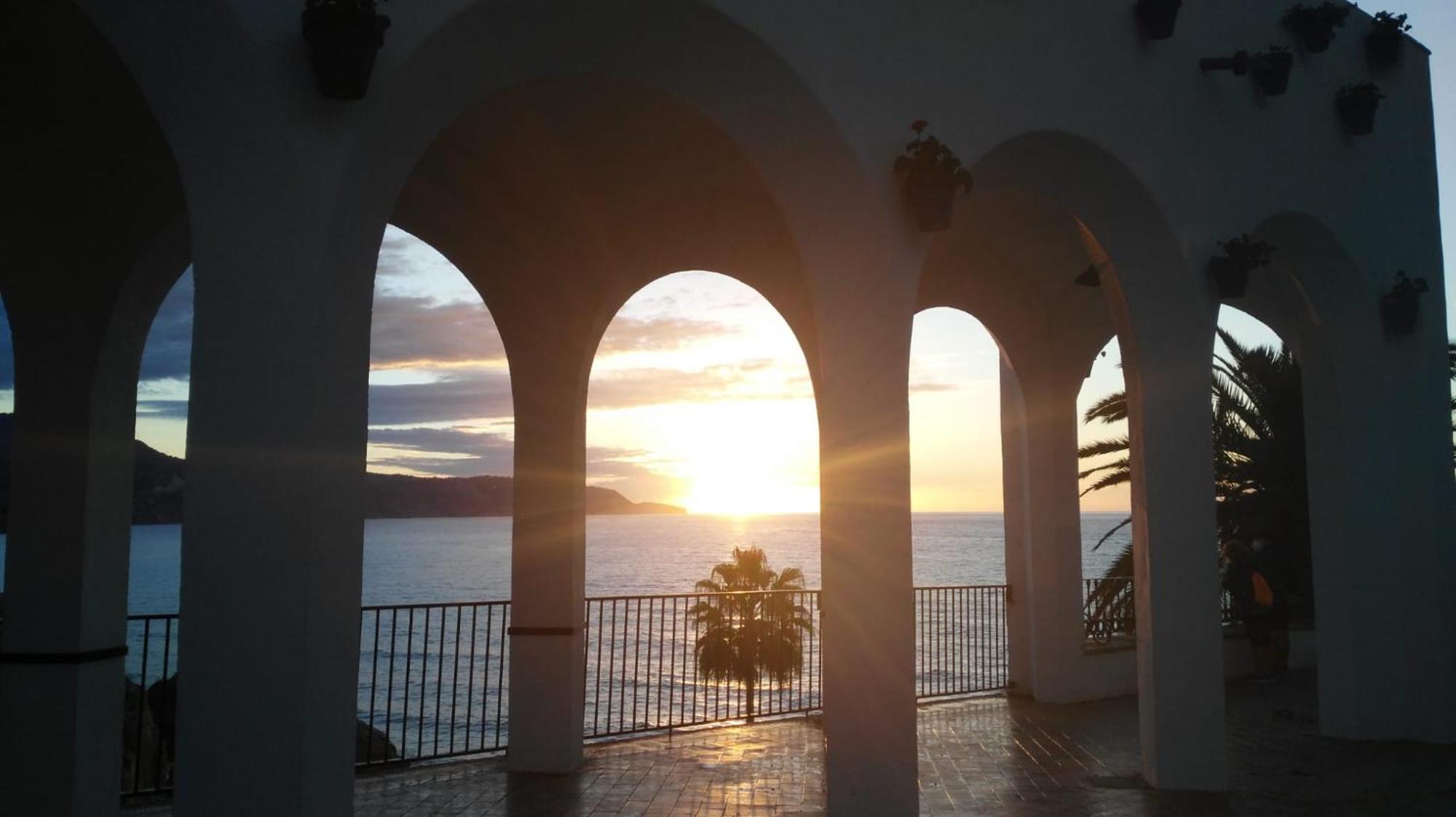 Torresol Sea View Apartment Nerja Ngoại thất bức ảnh